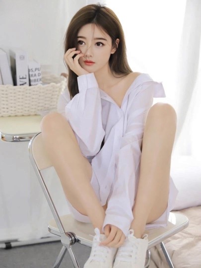 北京外围清纯美少女