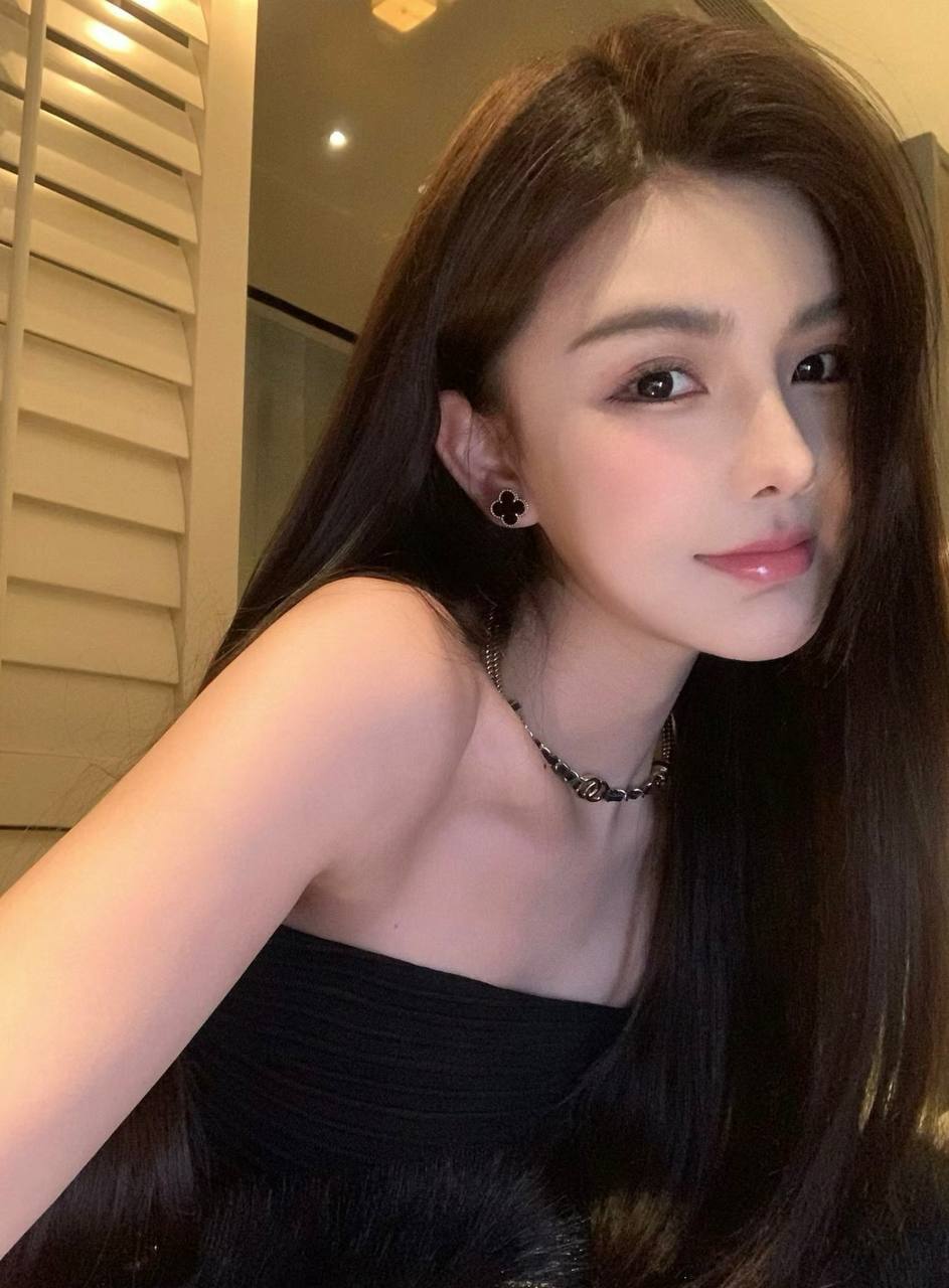 广州外围 00后 173/34D 爱笑的甜美女孩