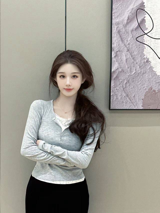 青岛外围 精緻臉 网红纯欲 甜美留学生