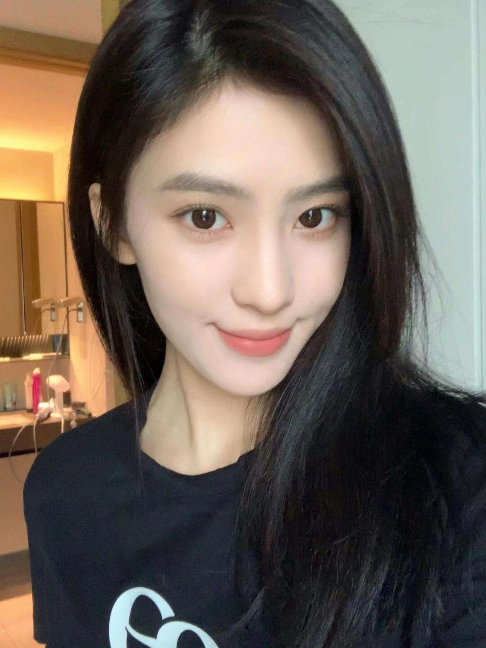 深圳外围 178/D女神 纯天然高级明星脸