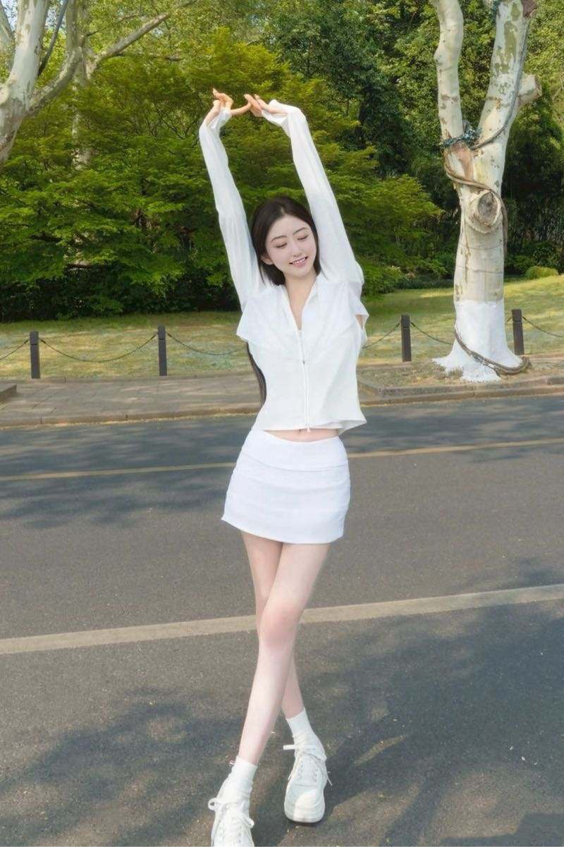 大连外围 04年初恋脸 天然魔鬼身材