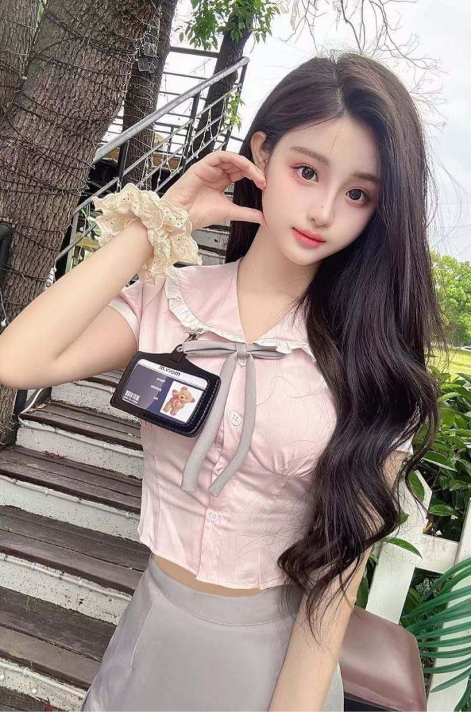 青岛外围 05年校花兼职 你的私人定制女友