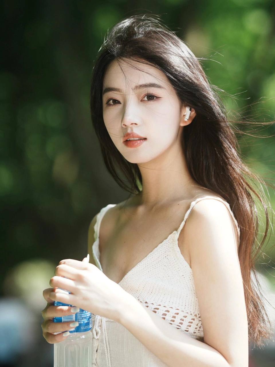 上海外围 北大顶级纯欲天菜 双商在线告知才女