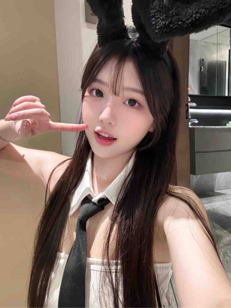 西安外围 05年学妹 青春感十足 校园风女友