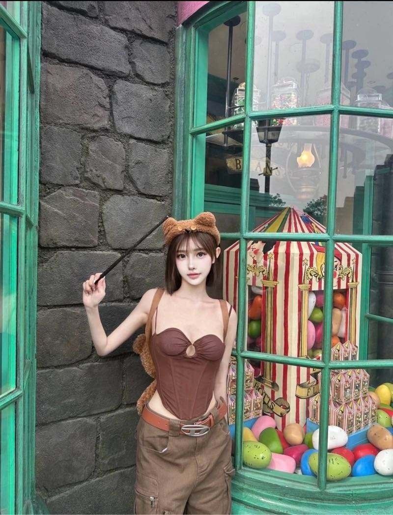 上海外围 05年美少女 双商在线女友感十足