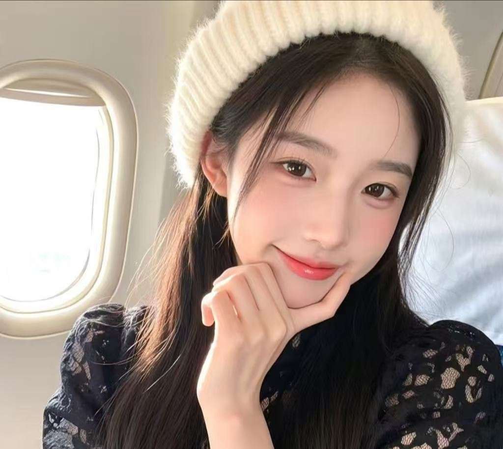 广州外围 06美少女初下水 初恋款鲜嫩多汁