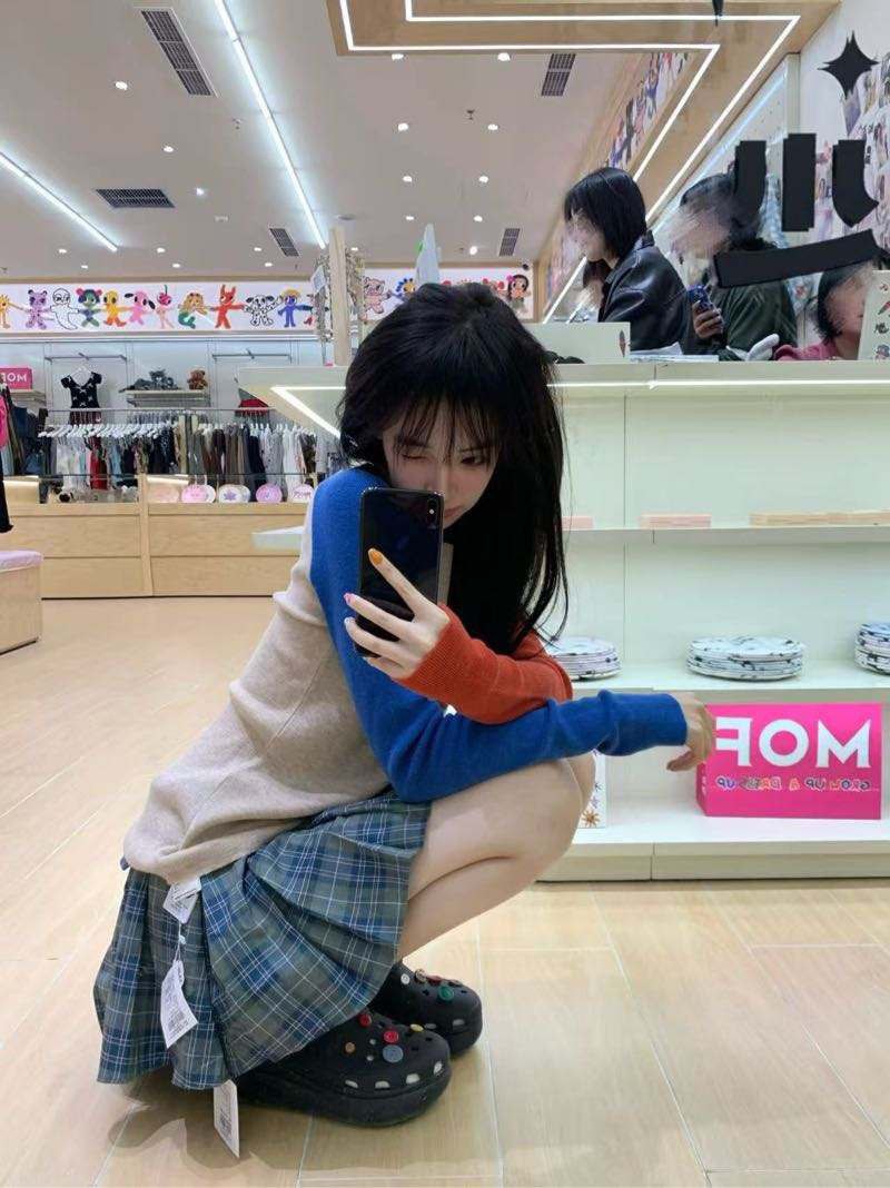 上海外围 05年极品小纯全身0整清纯美少女