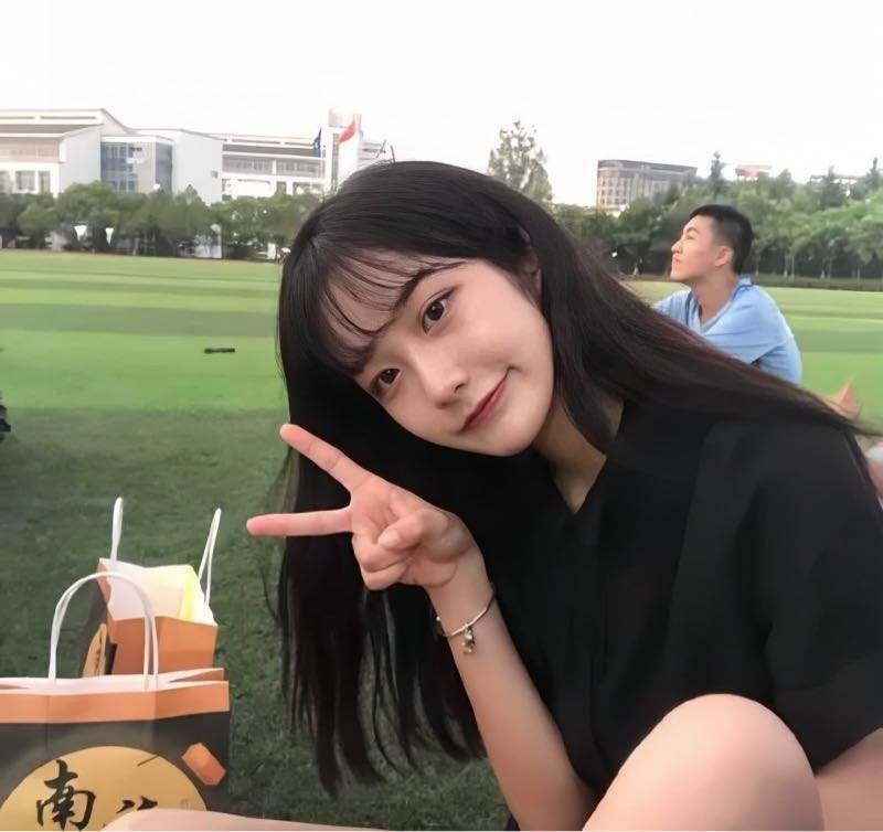 武汉外围 03年音乐学院学妹 领家小妹feel