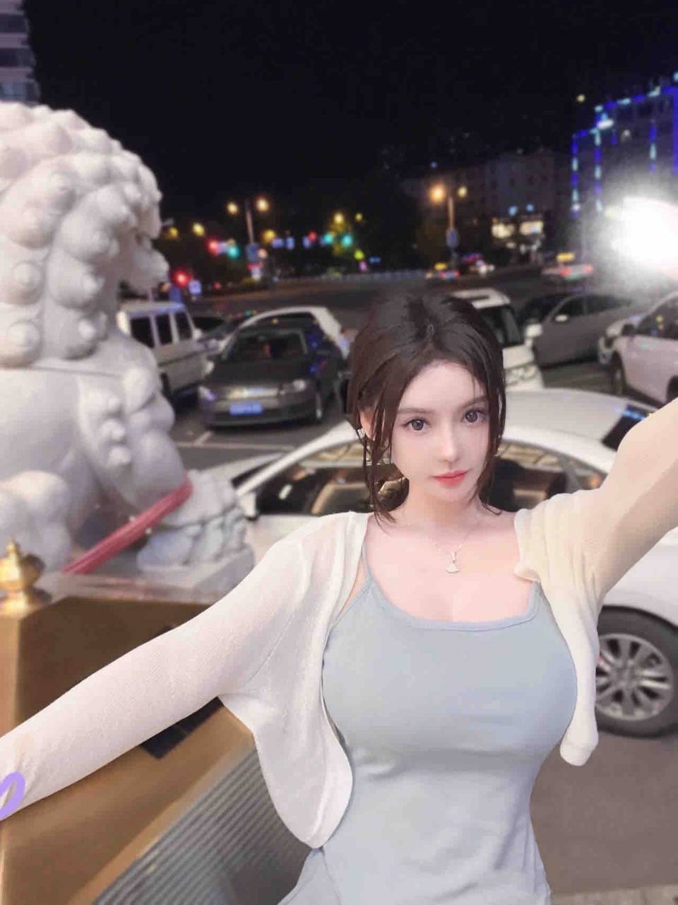 上海外围 在校艺术生兼职 甜美S身材 可纯可欲女友范