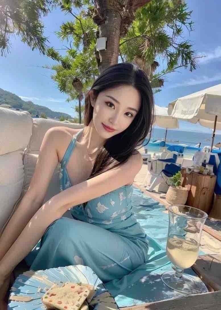 大连外围03年身高172筷子腿皮肤雪白三点粉紧致水润穿搭博主