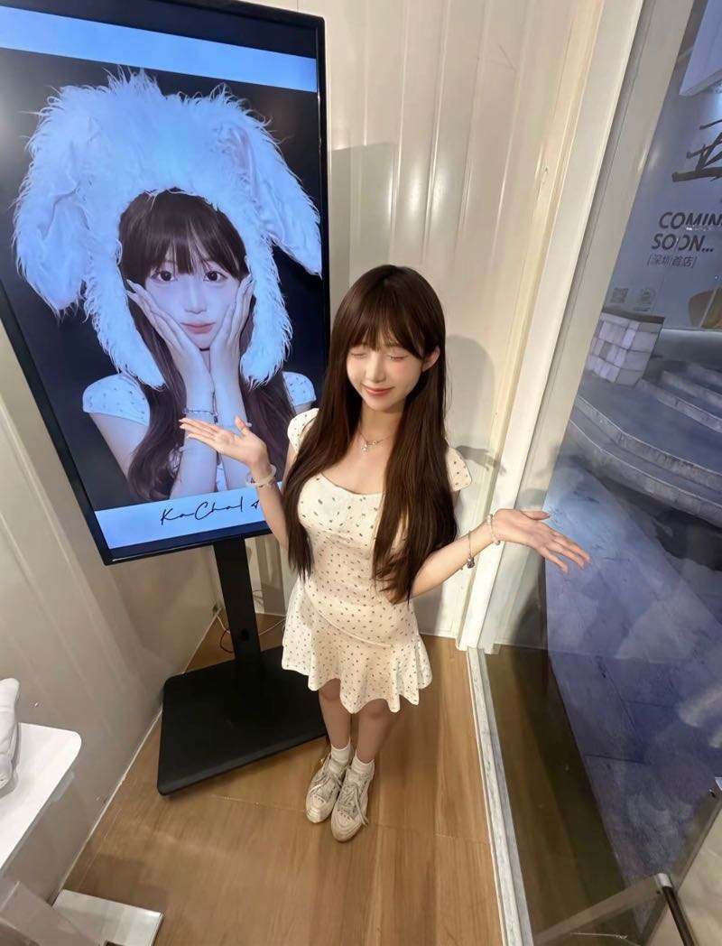 广州外围 真实04年 165E在校大学生桃子极品暨大大二学生兼职 甜美纯欲 乖巧懂事 性格温柔开朗活泼 服务Nice 萝莉音