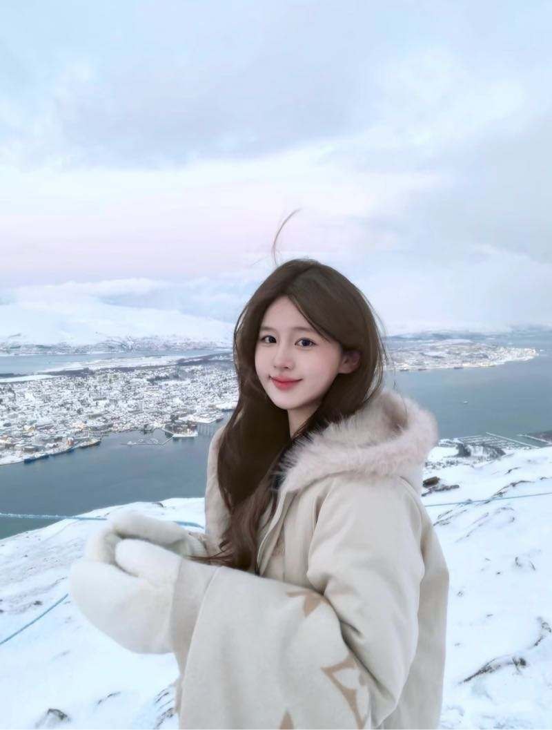 杭州外围 真实04年听话乖巧配合度高 真实0差距小小 大大 童颜巨乳 全身雪白光滑 私密紧致