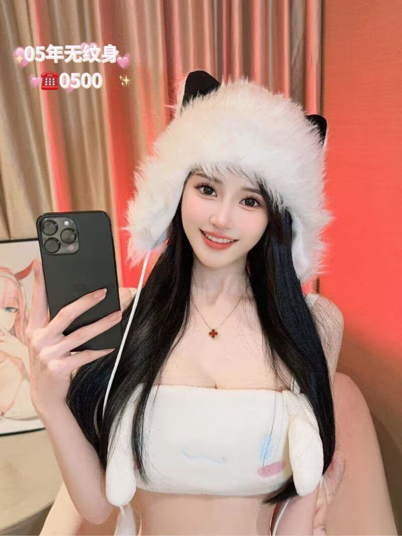 天津外围新人 168/69 天然D 情趣 大圈 精致