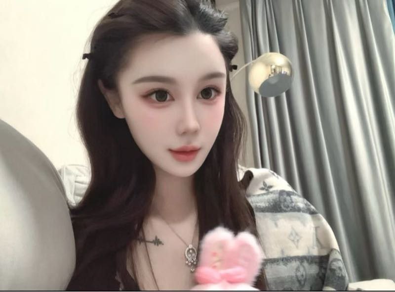 南京外围纯欲 165/69 天然E 少女 女孩 精致