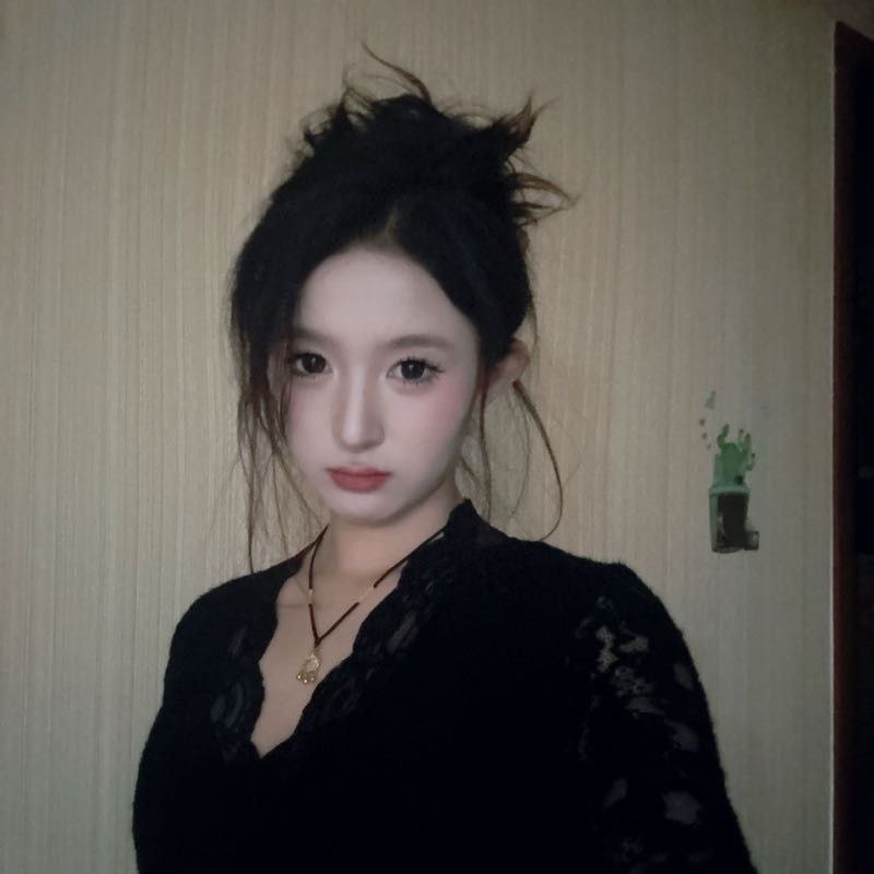 南京外围05年水蛇腰 170/43 天然C 蜜桃臀 初恋feel 娇小