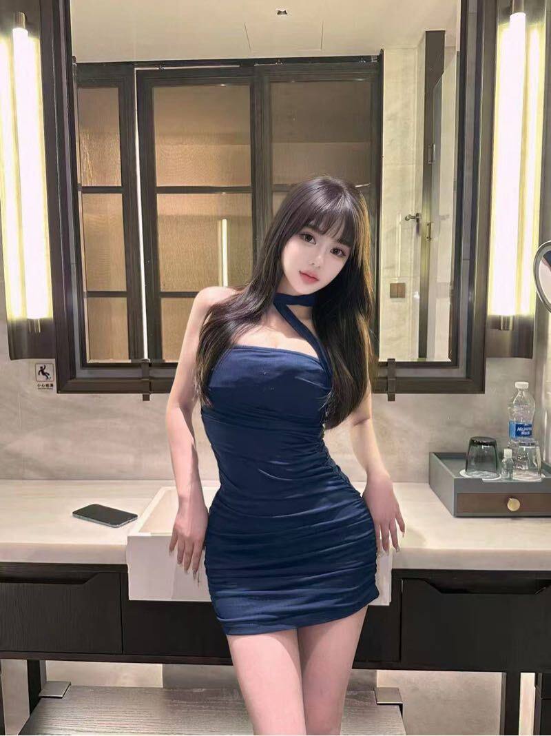 广州外围肤白貌美 168 天然E