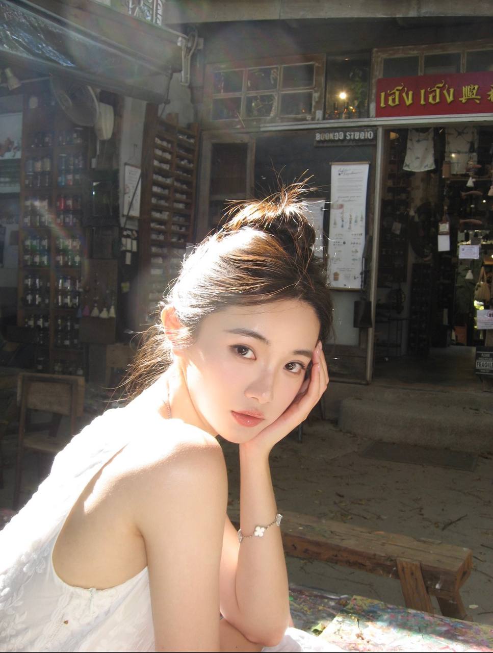 上海外围06年学生妹 176 筷子腿 初恋feel 女神