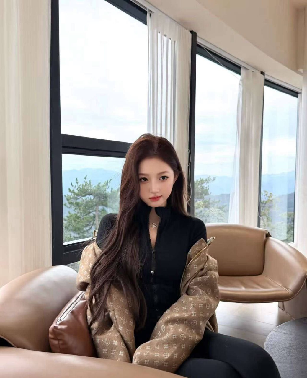 上海|05年 175cm 清纯·大长腿